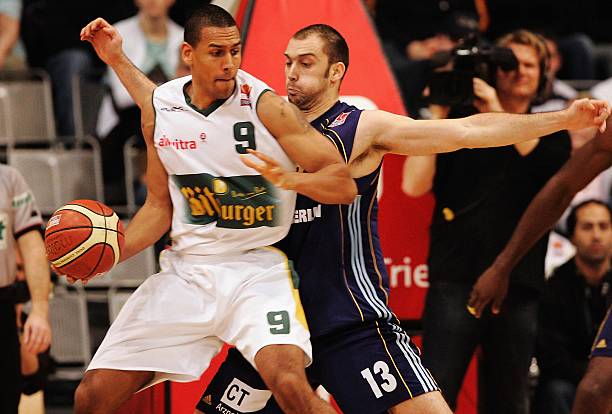 并探讨这场 并探讨这场