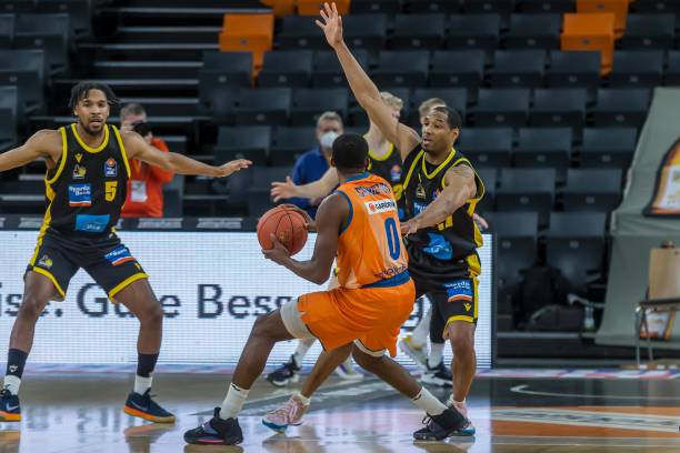 劣天气影响 劣天气影响