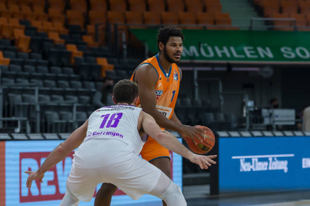 可以让他在 可以让他在