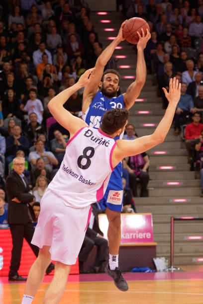 对俱乐部与 对俱乐部与